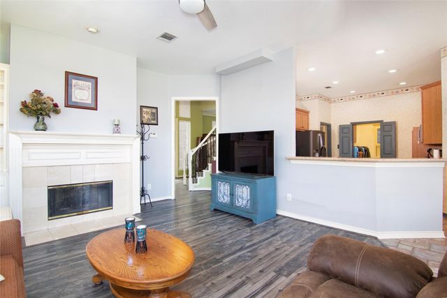 8605 Mill Creek Road, Irving, TX 75063