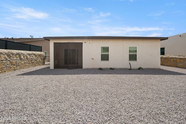 6058 Olive Park Street, Santa Teresa, NM 88008