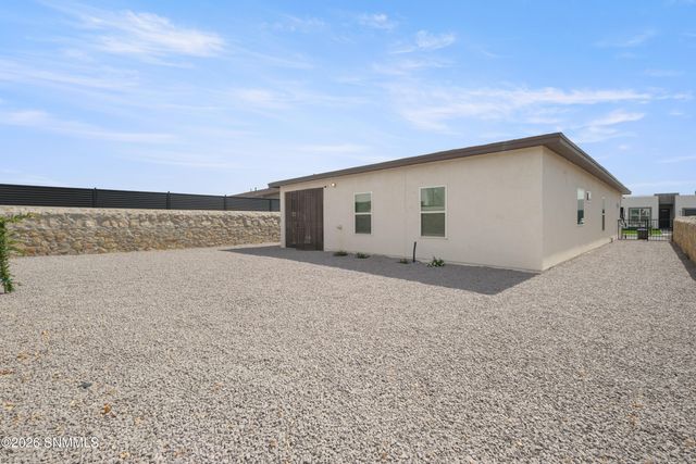 6058 Olive Park Street, Santa Teresa, NM 88008