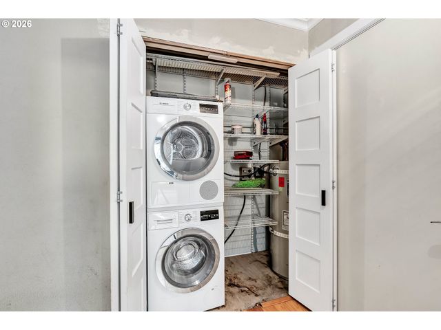 2211 Sw PARK Pl 204, Portland, OR 97205