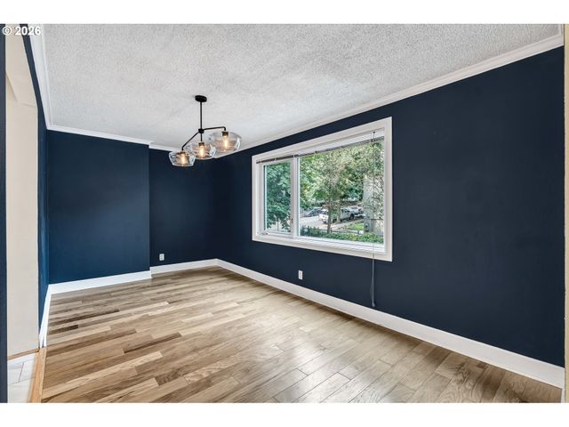 2211 Sw PARK Pl 204, Portland, OR 97205