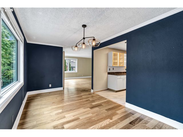 2211 Sw PARK Pl 204, Portland, OR 97205