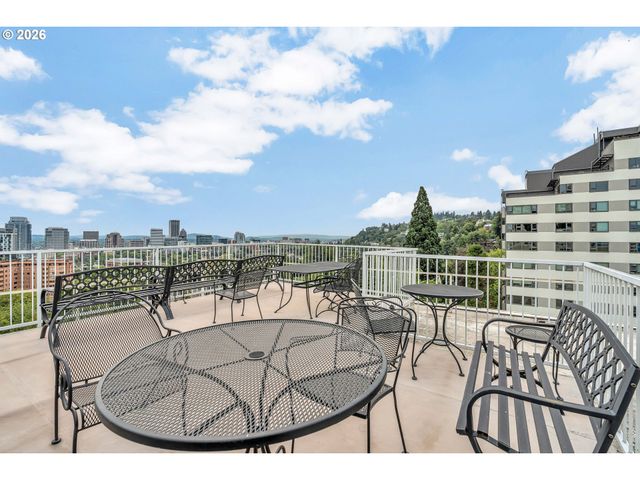 2211 Sw PARK Pl 204, Portland, OR 97205