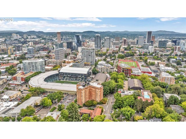 2211 Sw PARK Pl 204, Portland, OR 97205