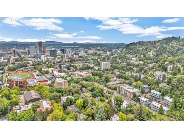 2211 Sw PARK Pl 204, Portland, OR 97205