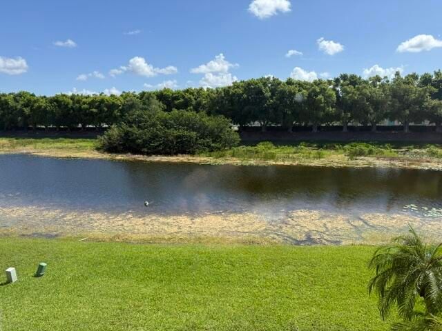 686 Lone Pine Lane, Weston, FL 33327