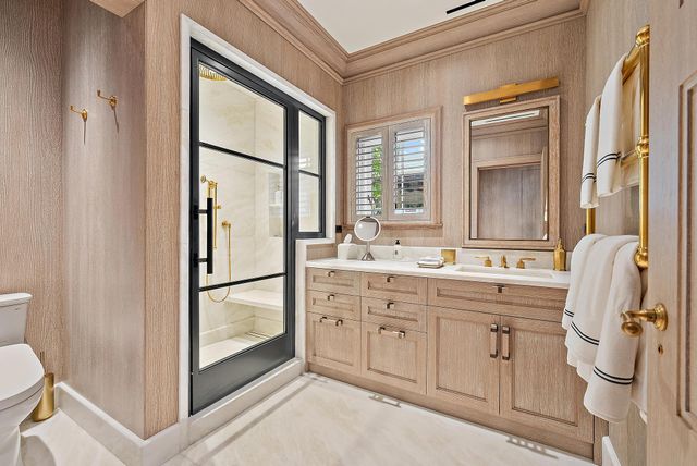 236 Phipps Plaza 101, Palm Beach, FL 33480