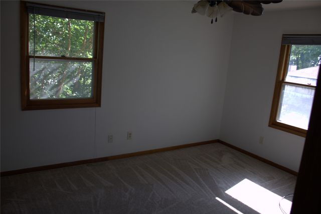 3230 SE 21st Street, Des Moines, IA 50320