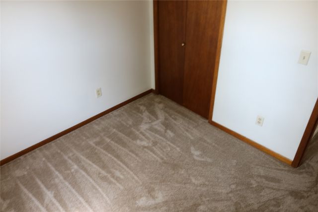3230 SE 21st Street, Des Moines, IA 50320