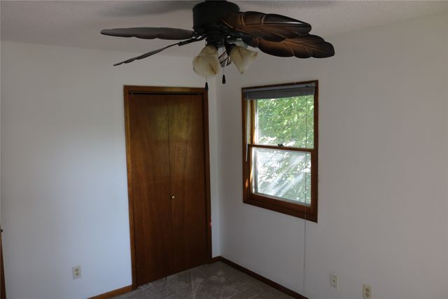 3230 SE 21st Street, Des Moines, IA 50320