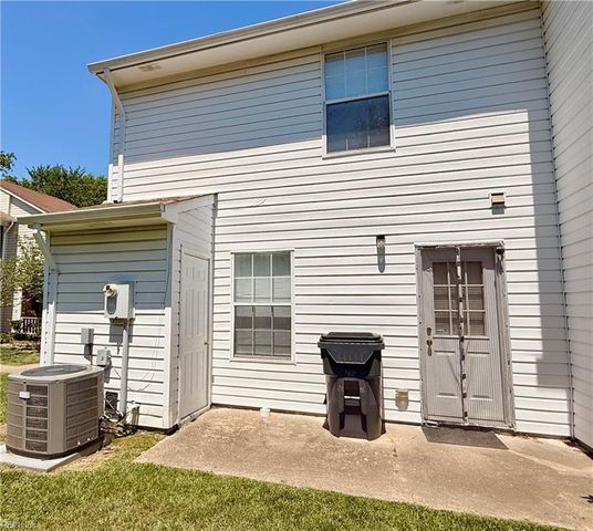 31 Saxony PL, Hampton, VA 23669