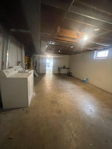 2213-2215 Aldrich Avenue N, Minneapolis, MN 55411