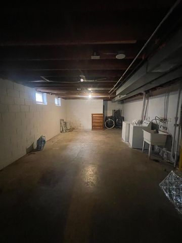 2213-2215 Aldrich Avenue N, Minneapolis, MN 55411