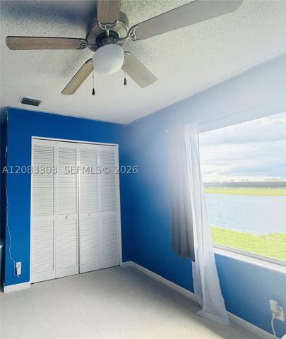 10664 Oak Lake Way, Boca Raton, FL 33498