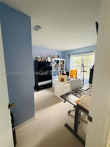 10664 Oak Lake Way, Boca Raton, FL 33498