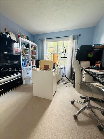 10664 Oak Lake Way, Boca Raton, FL 33498
