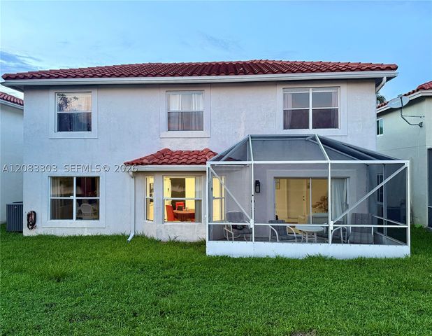 10664 Oak Lake Way, Boca Raton, FL 33498