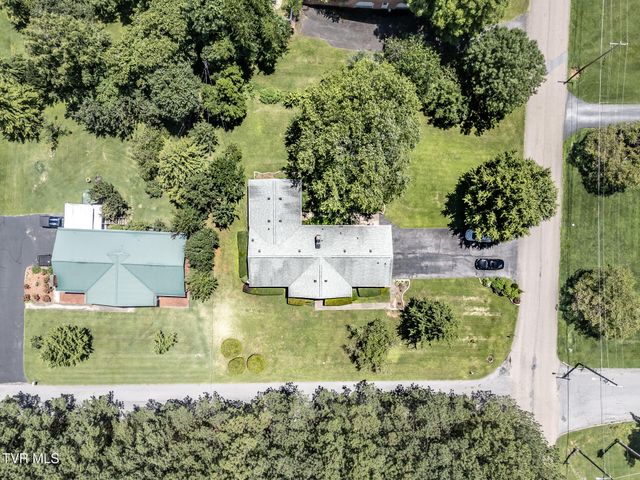 2449 Jennings Drive, Kingsport, TN 37660