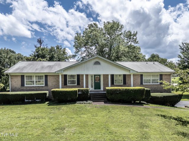 2449 Jennings Drive, Kingsport, TN 37660