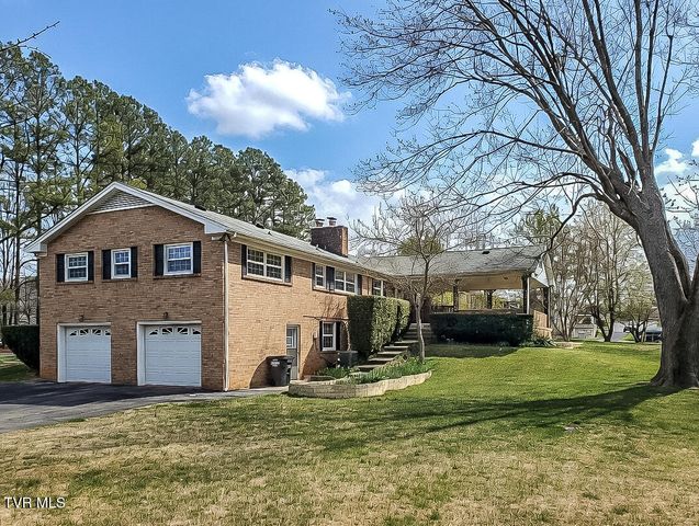 2449 Jennings Drive, Kingsport, TN 37660