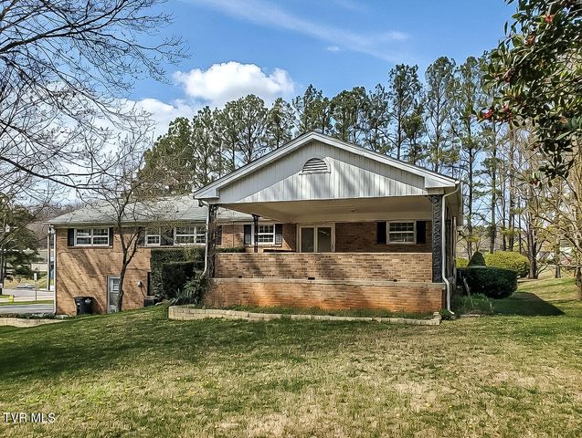 2449 Jennings Drive, Kingsport, TN 37660