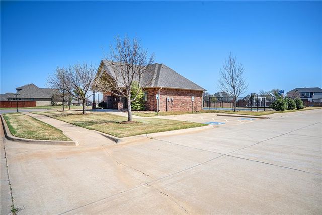 8417 NW 130th Street, Oklahoma City, OK 73142