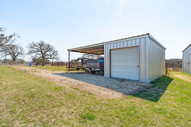505 County Road 121, Stephenville, TX 76401