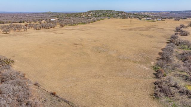 505 County Road 121, Stephenville, TX 76401