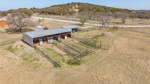 505 County Road 121, Stephenville, TX 76401