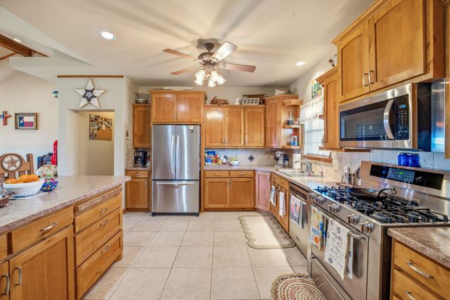 505 County Road 121, Stephenville, TX 76401