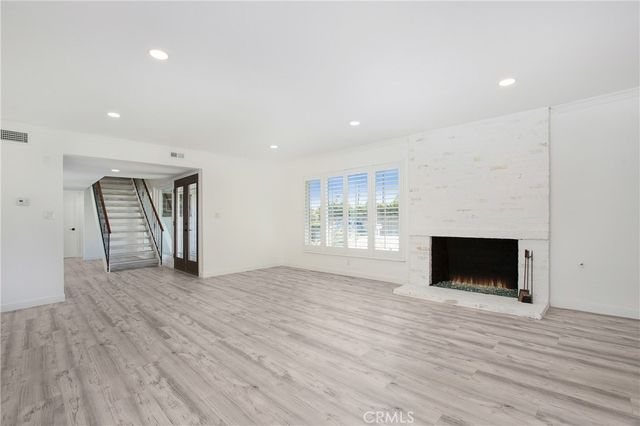 13772 Sanderstead Road, Santa Ana, CA 92705