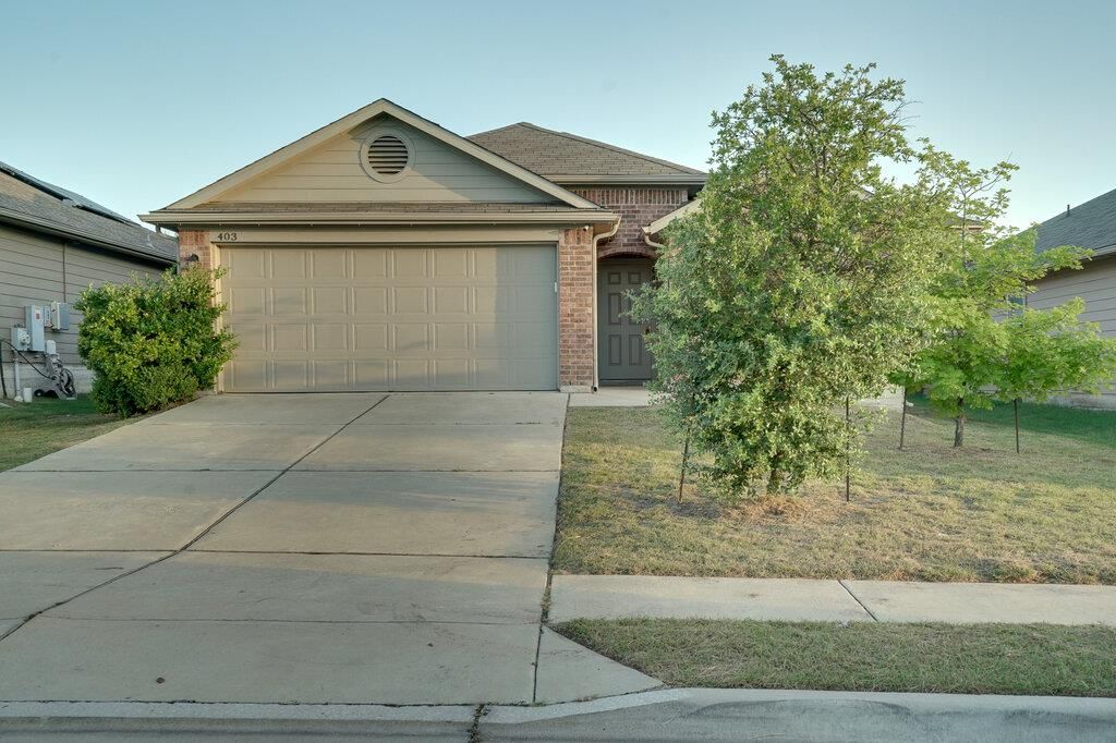 403 Pentire WAY, Hutto, TX 78634