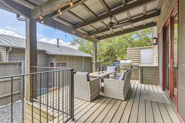 2113 Barbaro WAY 14, Spicewood, TX 78669