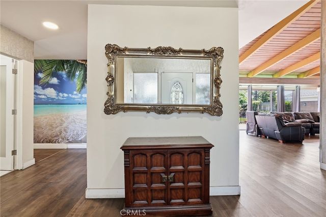 6732 Wooster Avenue, Los Angeles, CA 90056