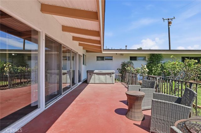 6732 Wooster Avenue, Los Angeles, CA 90056