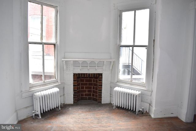 1605 15TH ST NW, Washington, DC 20009