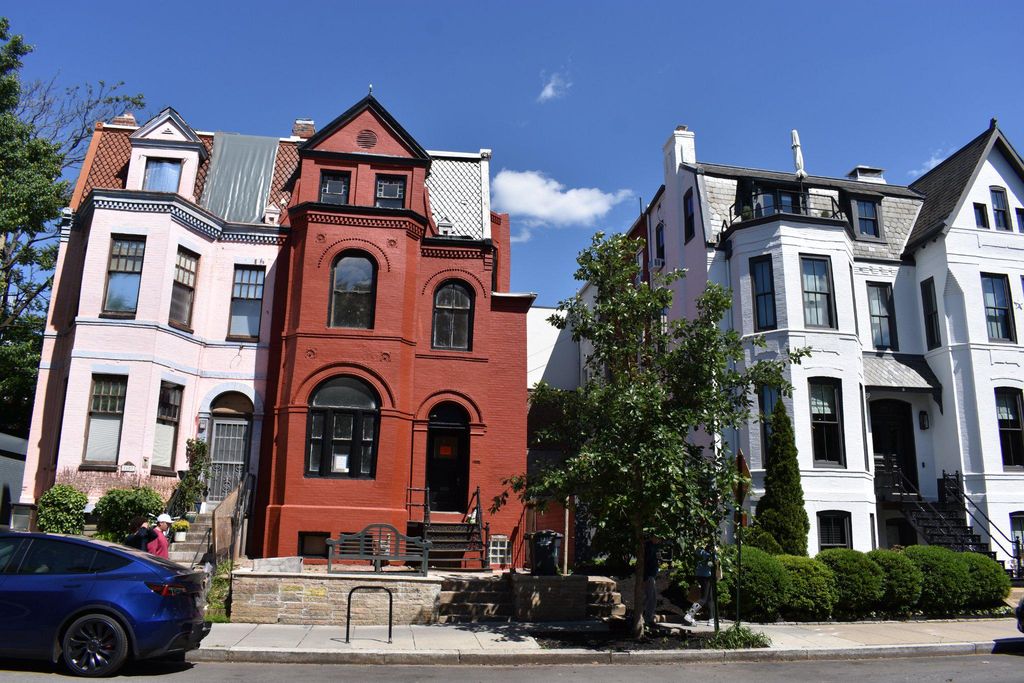 1605 15TH ST NW, Washington, DC 20009