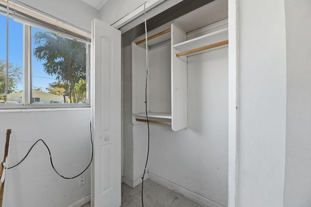 3761 NE 15th Avenue, Pompano Beach, FL 33064