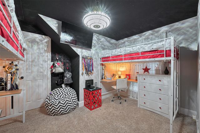 152 Snug Harbor Drive, Conroe, TX 77356