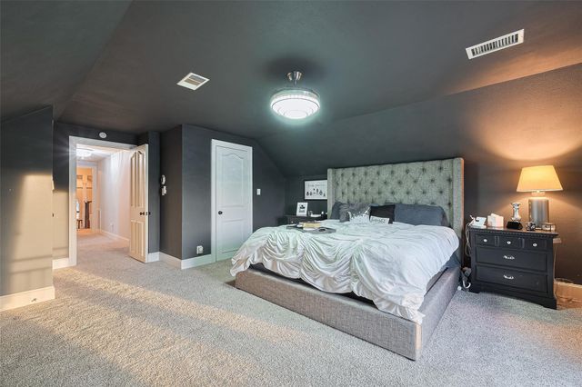152 Snug Harbor Drive, Conroe, TX 77356