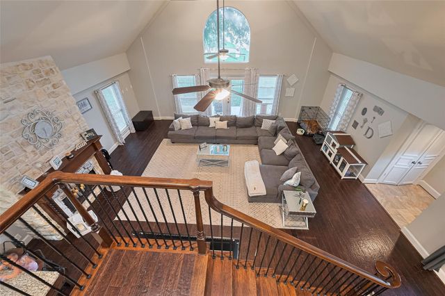 152 Snug Harbor Drive, Conroe, TX 77356