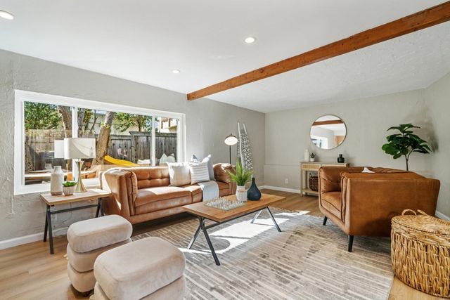 2621 Kingsland Ave, Oakland, CA 94619