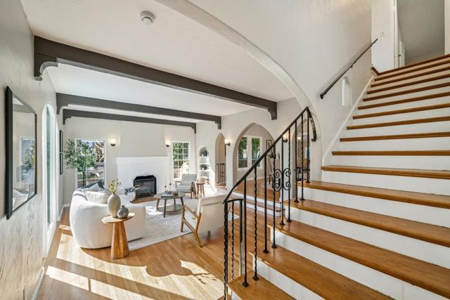 2621 Kingsland Ave, Oakland, CA 94619