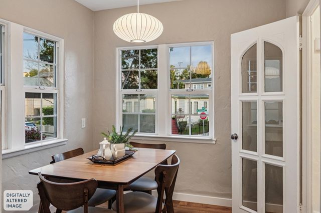 2621 Kingsland Ave, Oakland, CA 94619