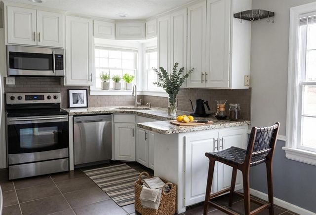 2611 Tangley Road, Houston, TX 77005