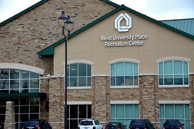 2611 Tangley Road, Houston, TX 77005