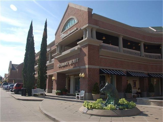 2611 Tangley Road, Houston, TX 77005