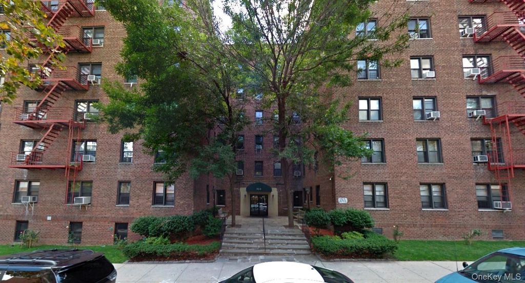 102-18 64th Avenue 2L, Forest Hills, NY 11375