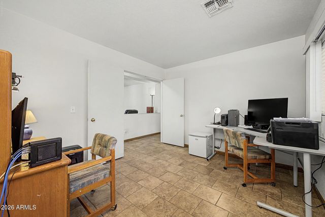 3046 W CASINO Avenue, Phoenix, AZ 85083