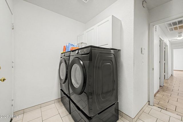 3046 W CASINO Avenue, Phoenix, AZ 85083